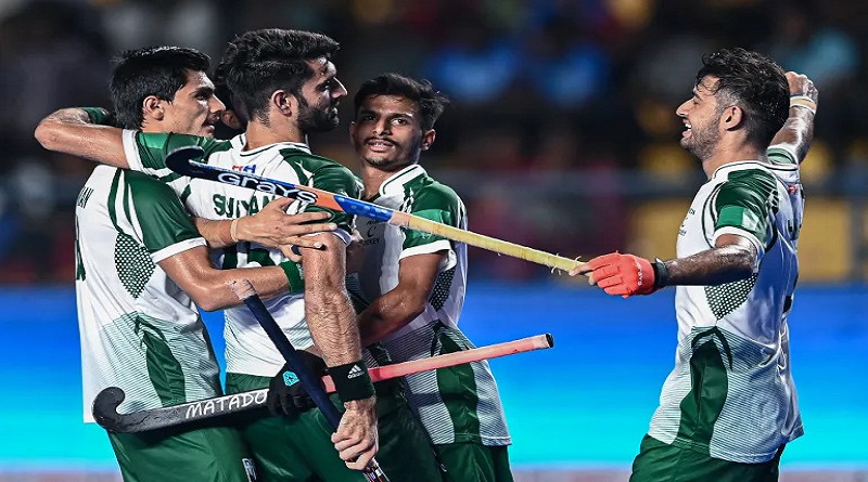 15 अगस्त से हॉकी वर्ल्ड कप की शुरुआत हो रही है। पहली बार महिला और पुरुष के टूर्नामेंट एक साथ हो रहे हैं। बेल्जियम और नीदरलैंड मिलकर इसकी मेजबानी कर रहे हैं। 15 अगस्त से हॉकी वर्ल्ड कप की शुरुआत हो रही है। पहली बार महिला और पुरुष के टूर्नामेंट एक साथ हो रहे हैं। बेल्जियम और नीदरलैंड मिलकर इसकी मेजबानी कर रहे हैं।